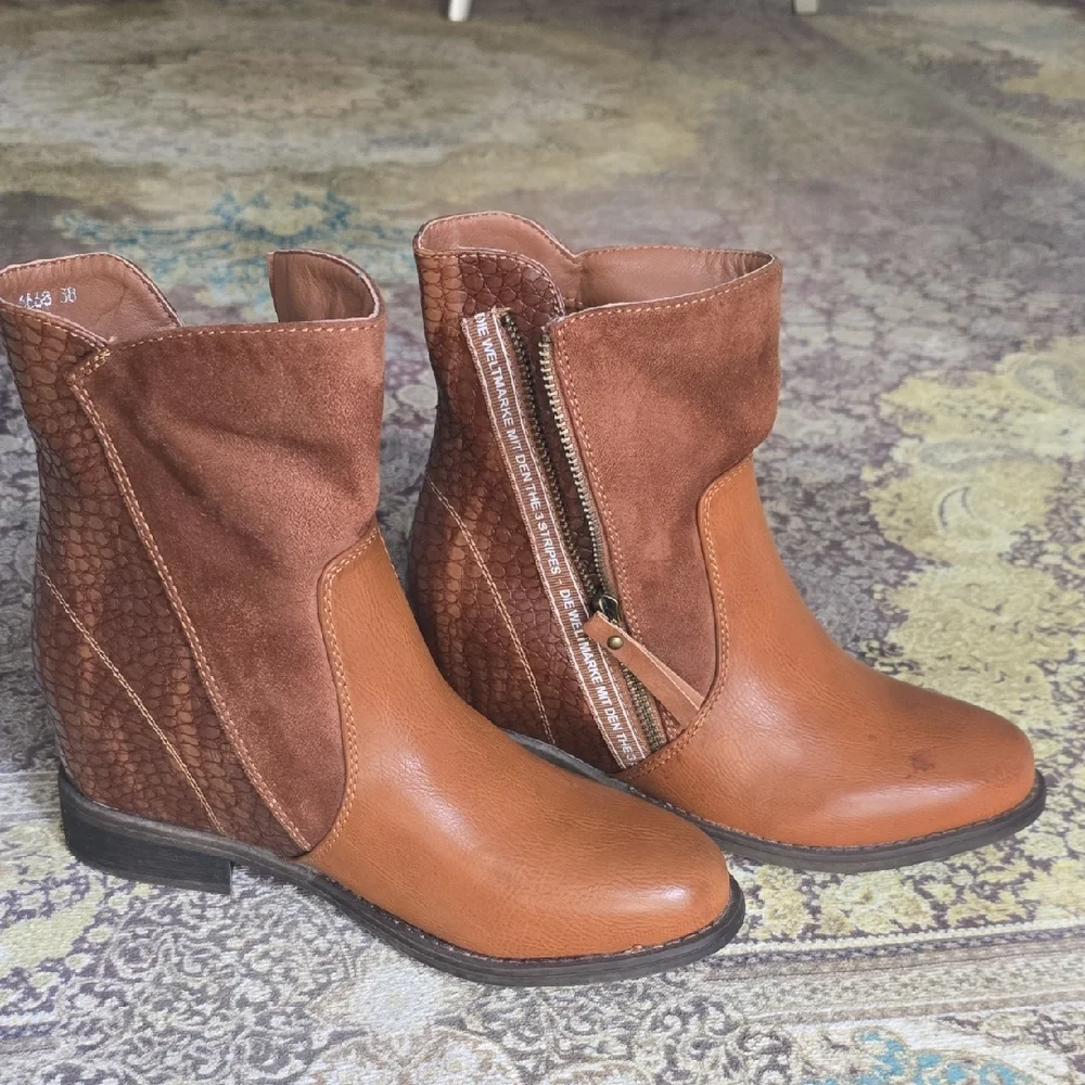 Leather Ankle Boots, 3" Hidden Hills Crocodile Pattern&Fur Inside. Sz 38/ Us 8 - Picture 5 of 9